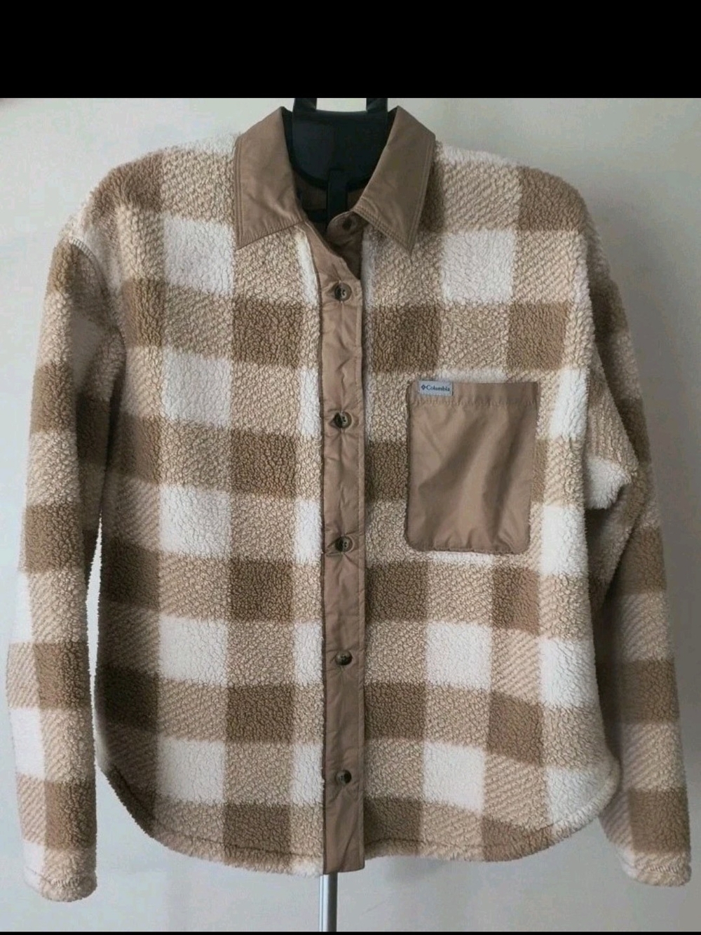Columbia Women's Tan & White Checkered Sherpa Jacket